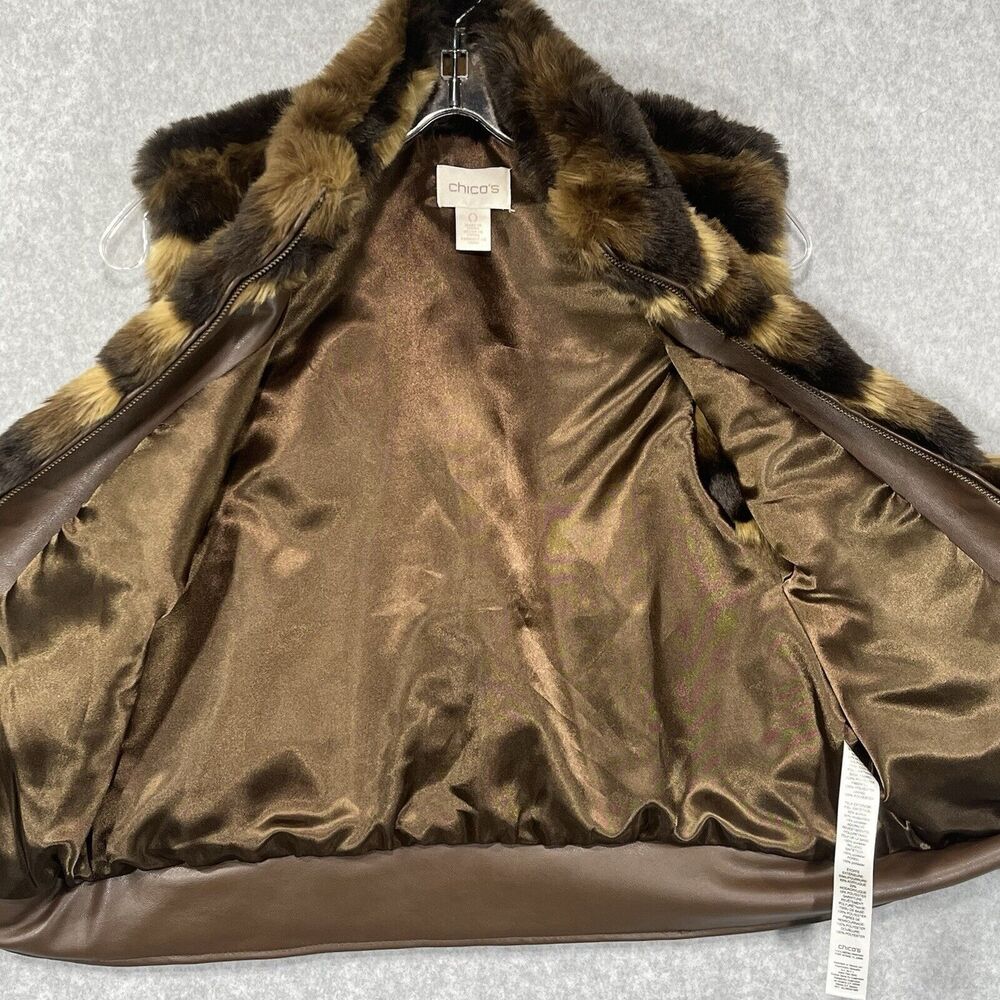 Chicos Faux Fur Vest Womens Small Zip Up Front Stripes Lined Winter Mob Wife - Picture 5 of 12